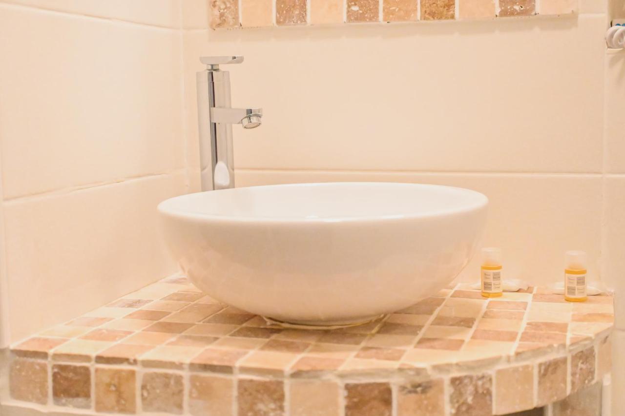 Hotel Athanor Centre Beaune  Zewnętrze zdjęcie